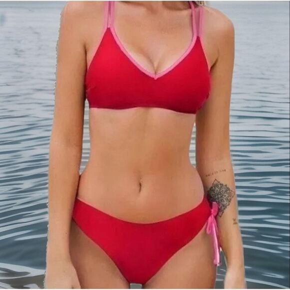 Cupshe Women’s Bikini Swimsuit XS Red Pink NWT 2 Piece Crossback Tie Side Swim - Picture 1 of 7